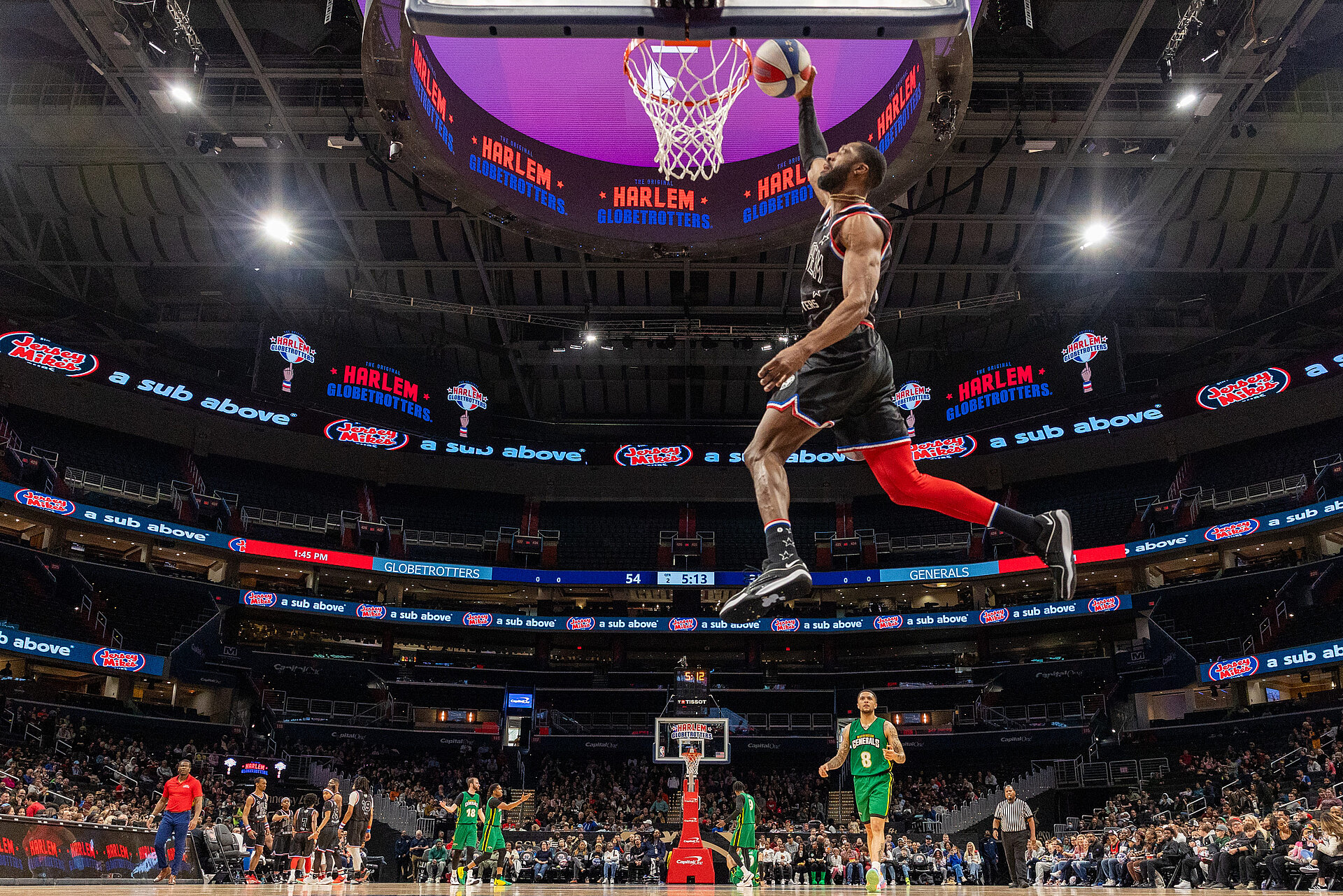 HARLEM GLOBETROTTERS