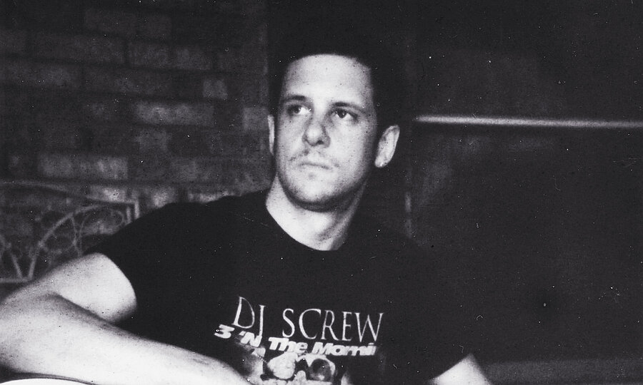 RYAN DAVIS & THE ROADHOUSE BAND