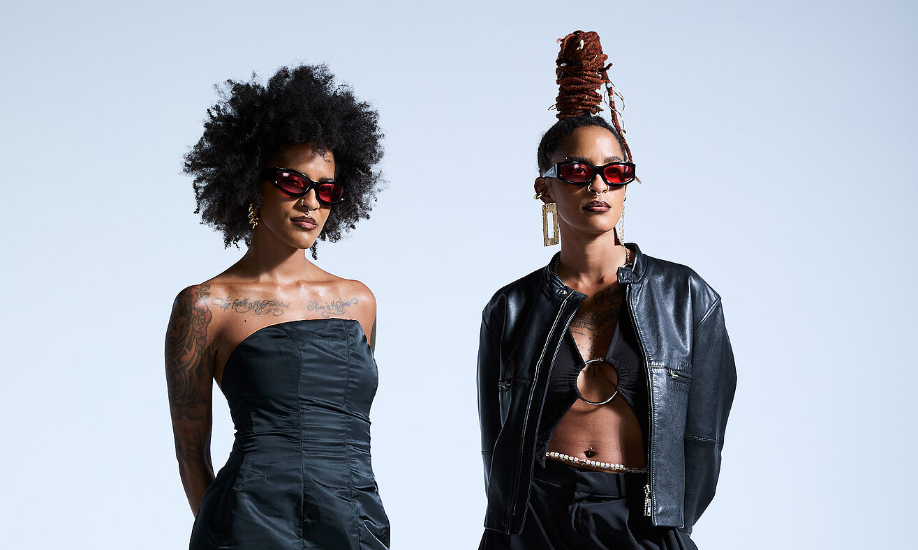COCO & BREEZY
